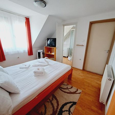 Palma Apartman Hajduszoboszlo Ngoại thất bức ảnh