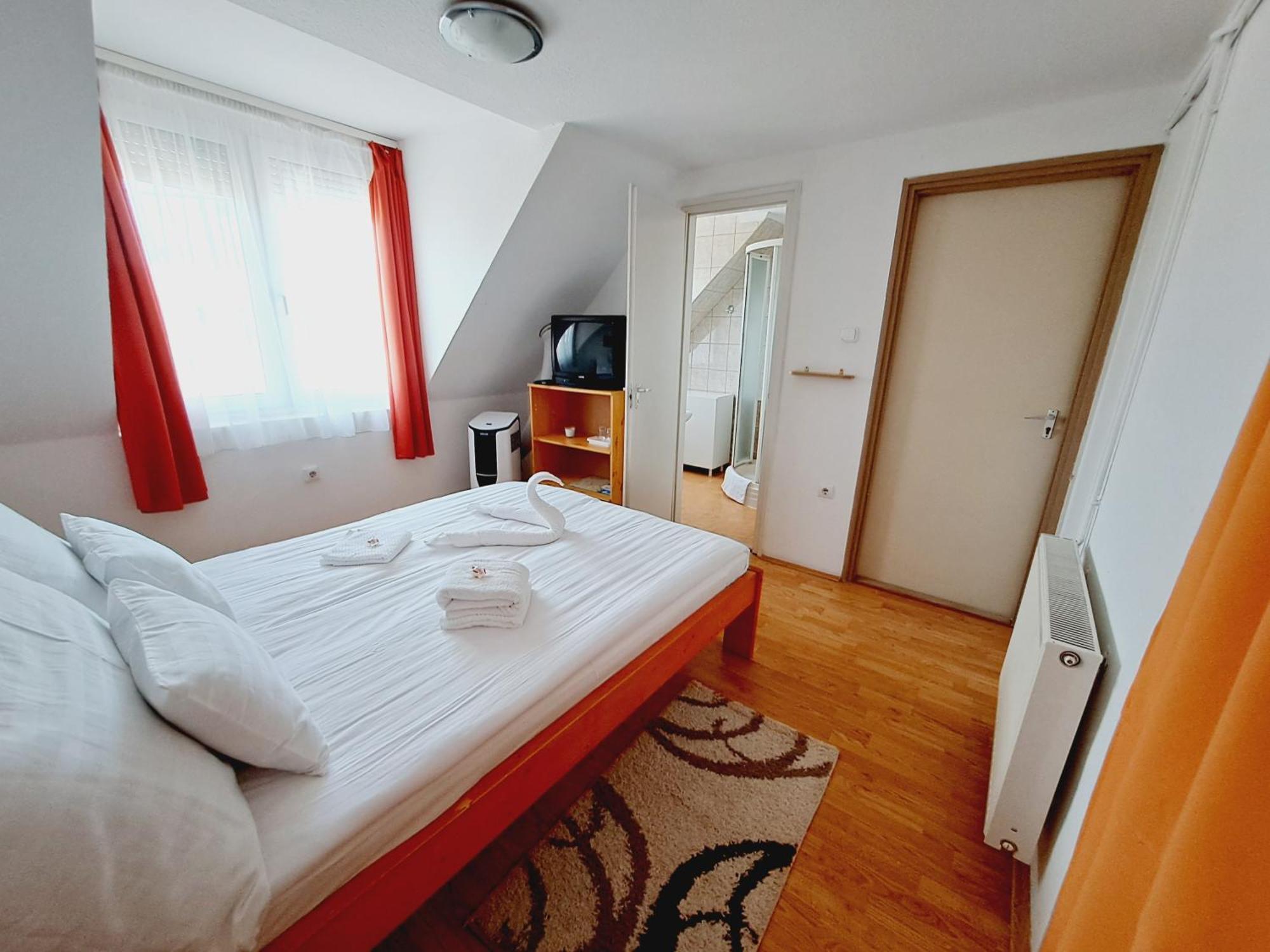 Palma Apartman Hajduszoboszlo Ngoại thất bức ảnh